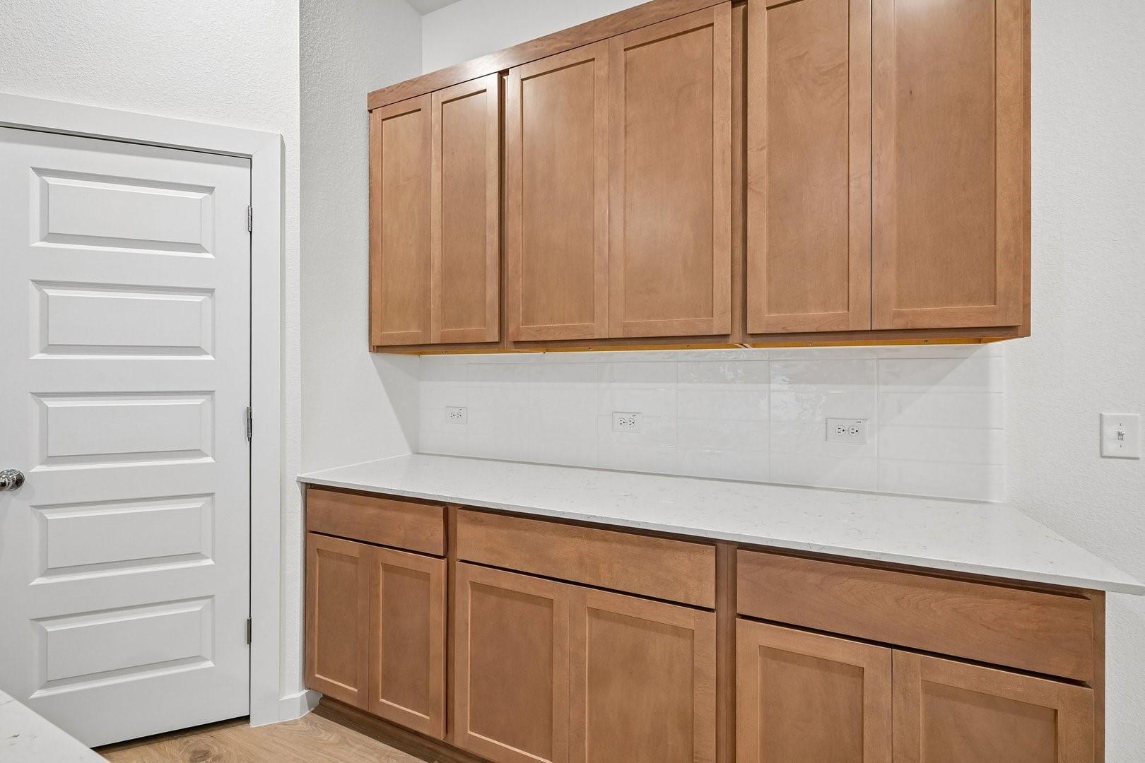 200 Melrose St Property Photo 15