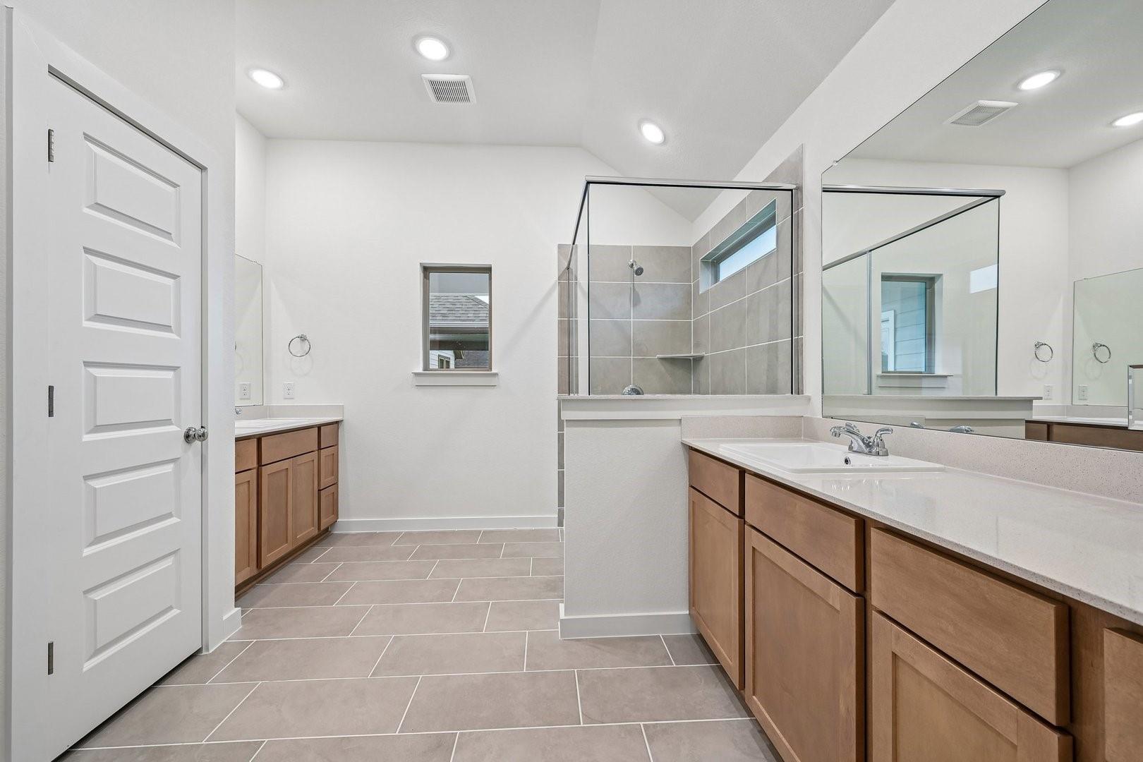 200 Melrose St Property Photo 23