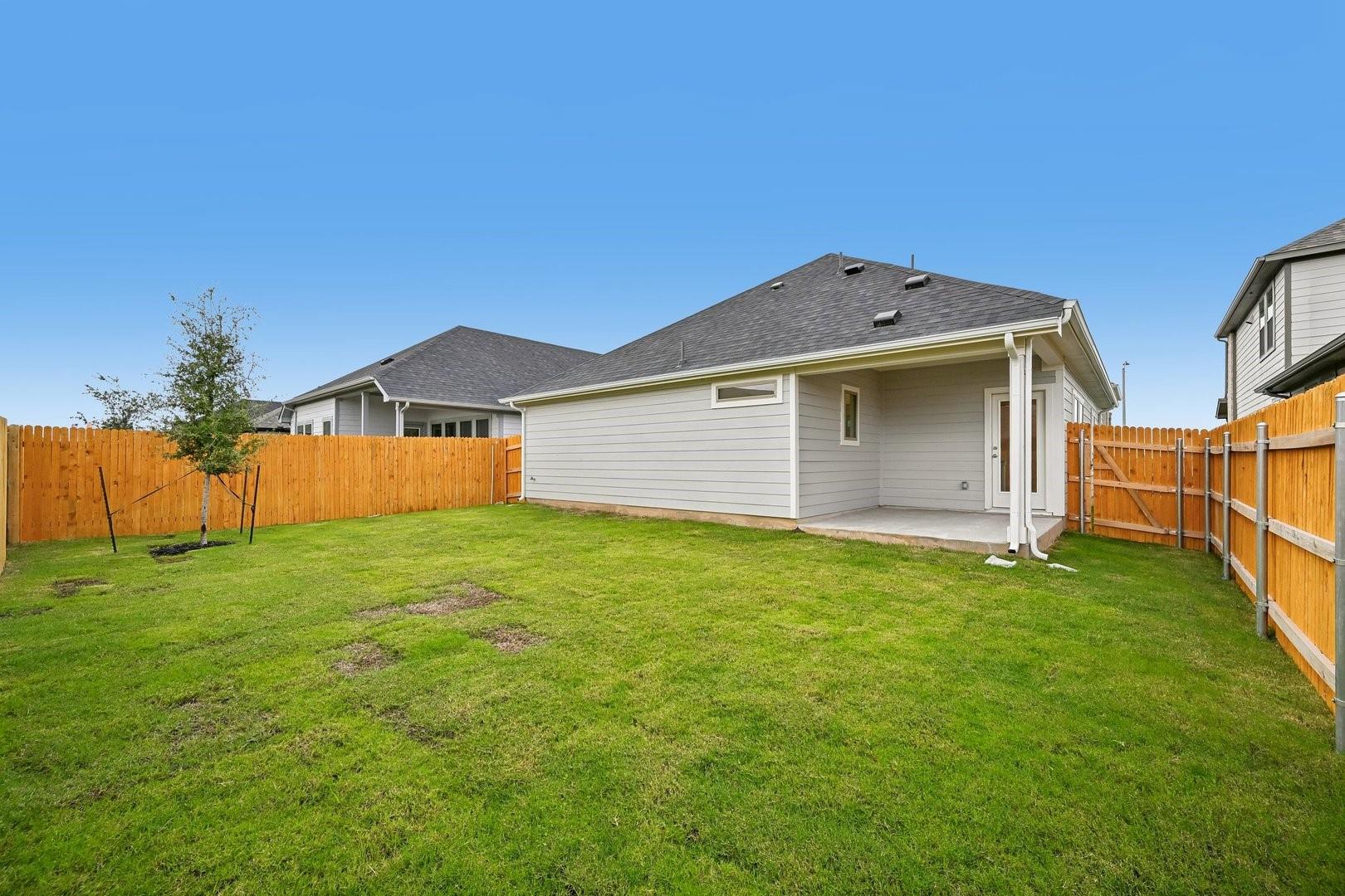 200 Melrose St Property Photo 33