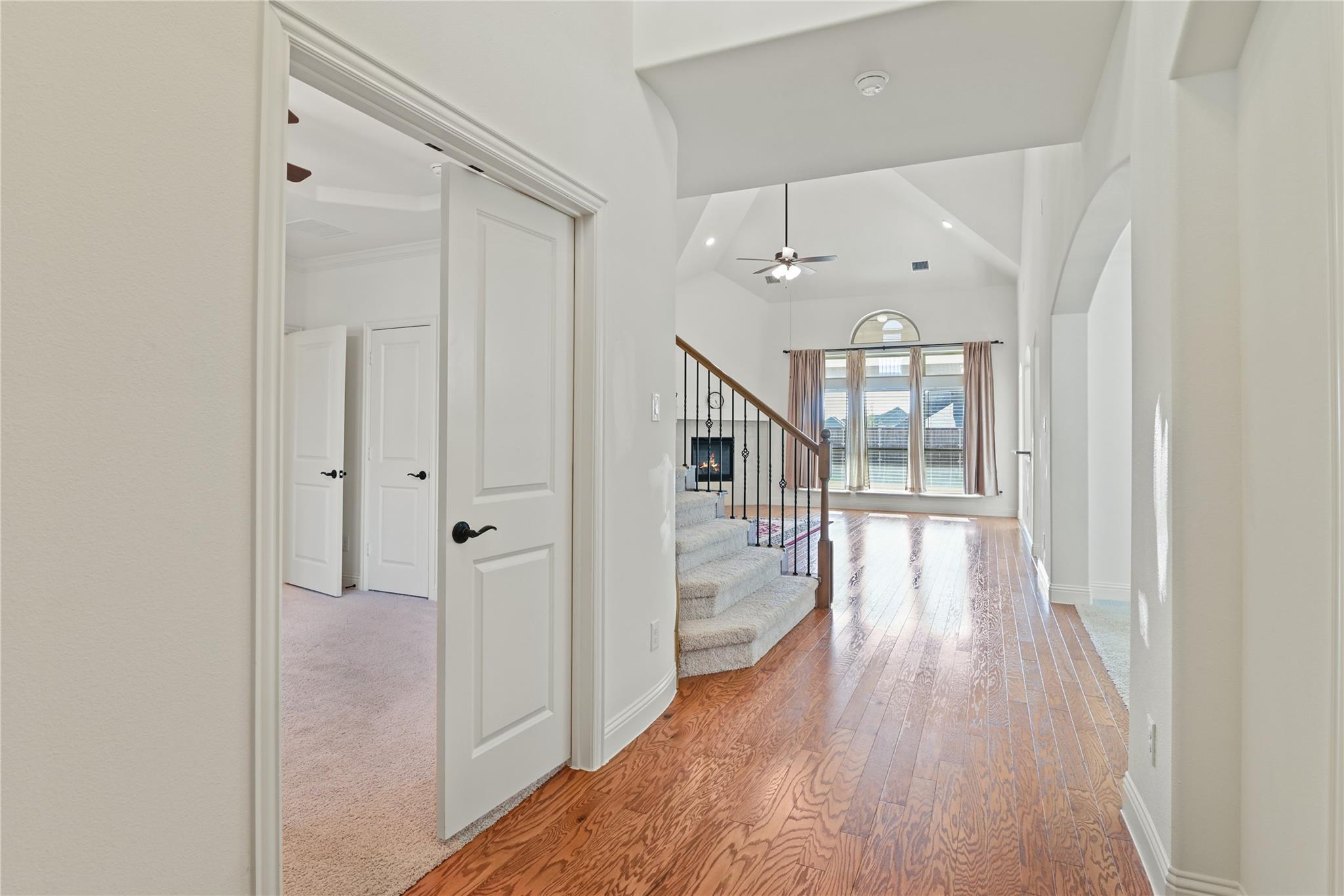1611 Mcmaster Ln Property Photo 16