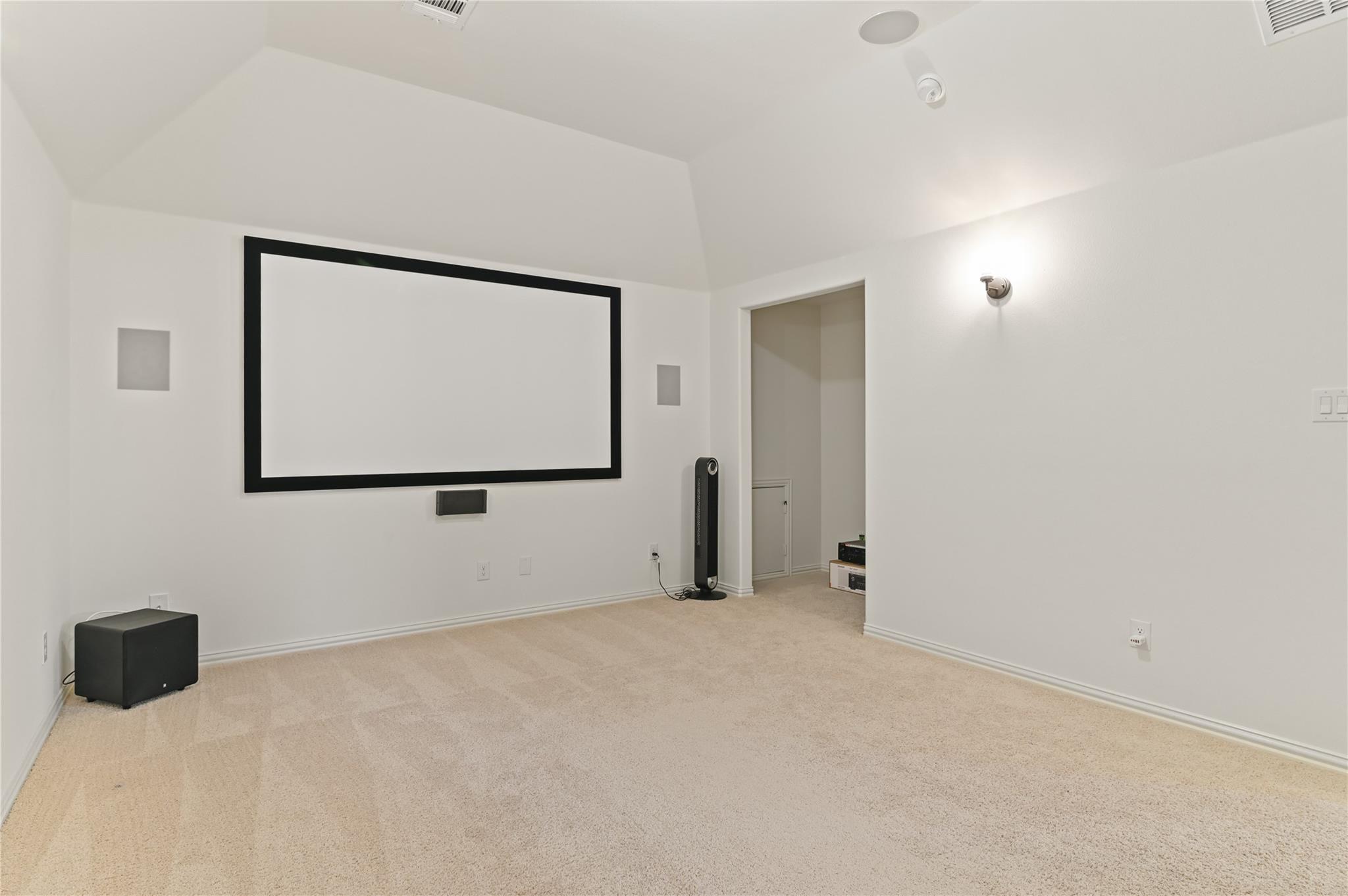 1611 Mcmaster Ln Property Photo 21