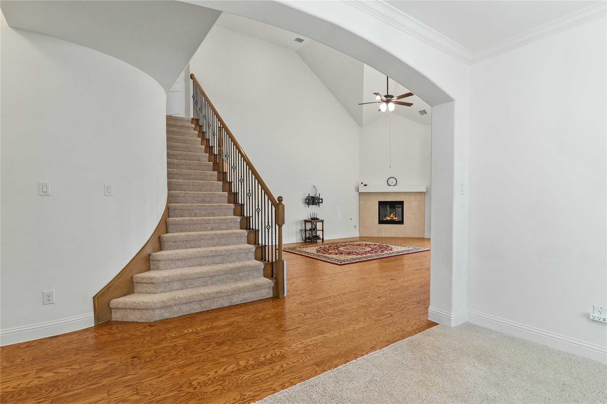 1611 Mcmaster Ln Property Photo 30