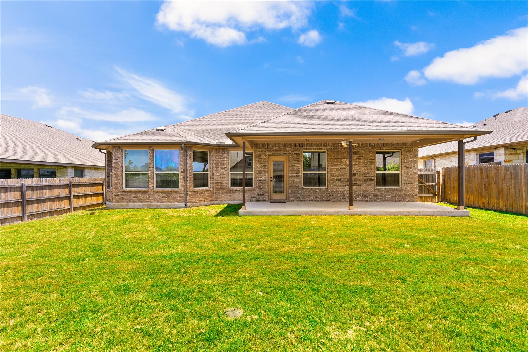1926 Tawakoni Dr Property Photo 37