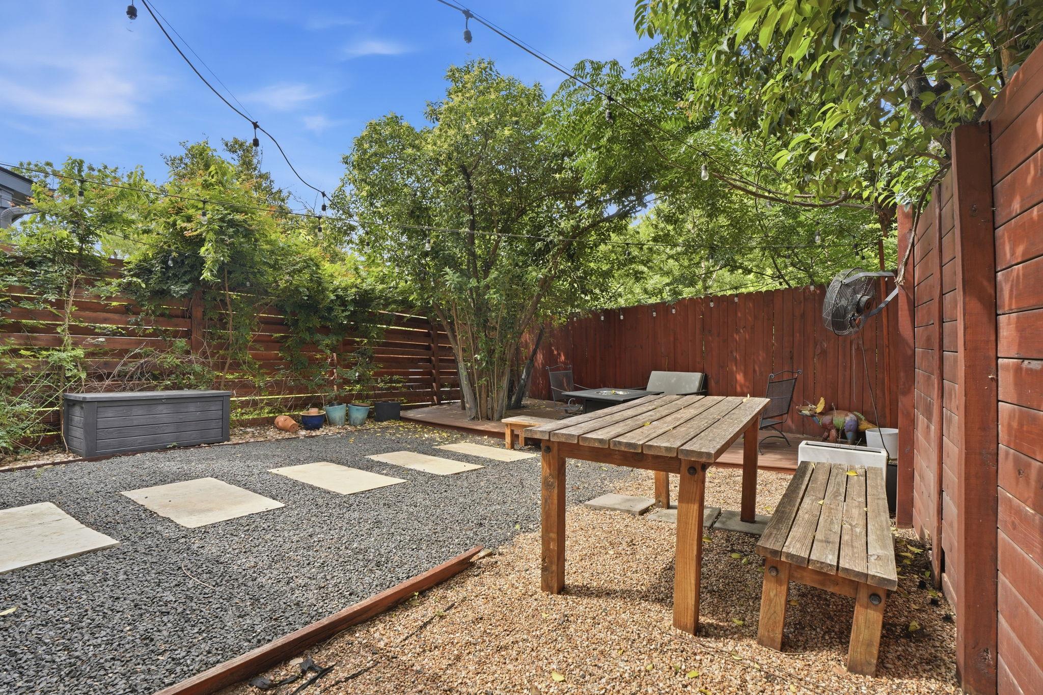 4609 Sara Dr #b Property Photo 36