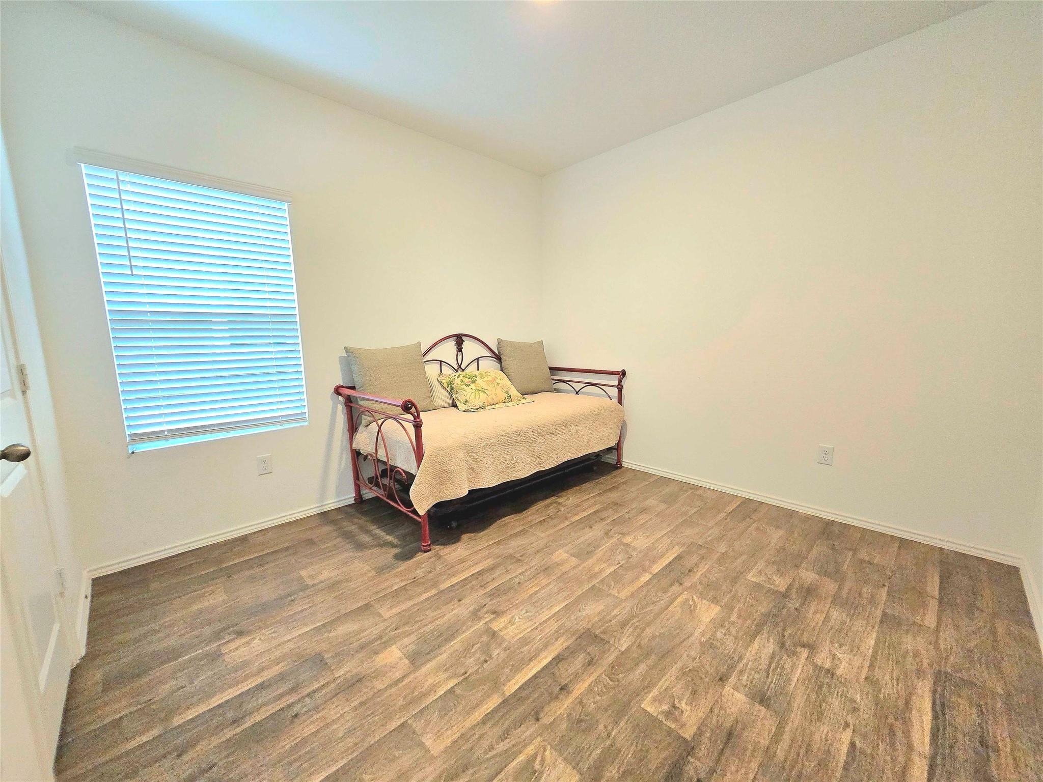 12419 Silversmith Ln Property Photo 29