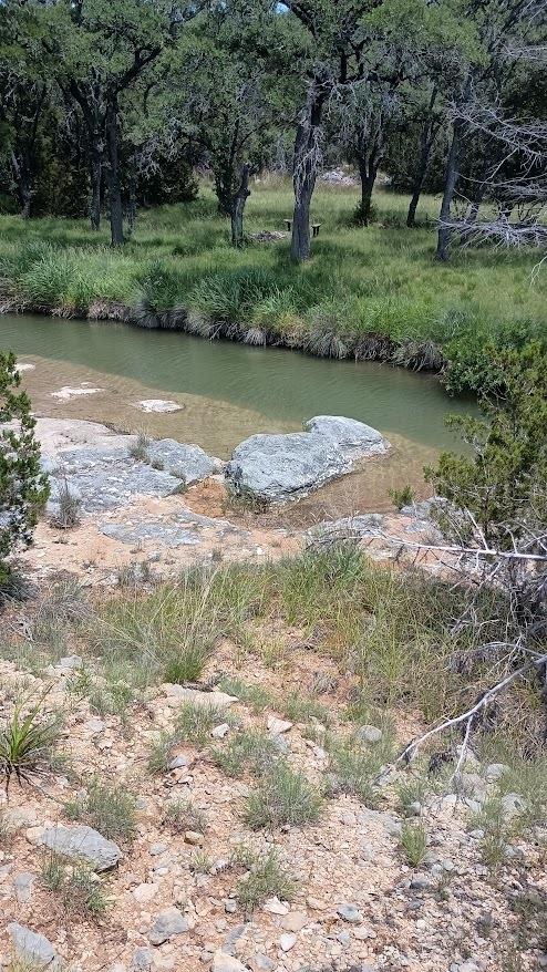 465 Lost Valley Rd Property Photo 2