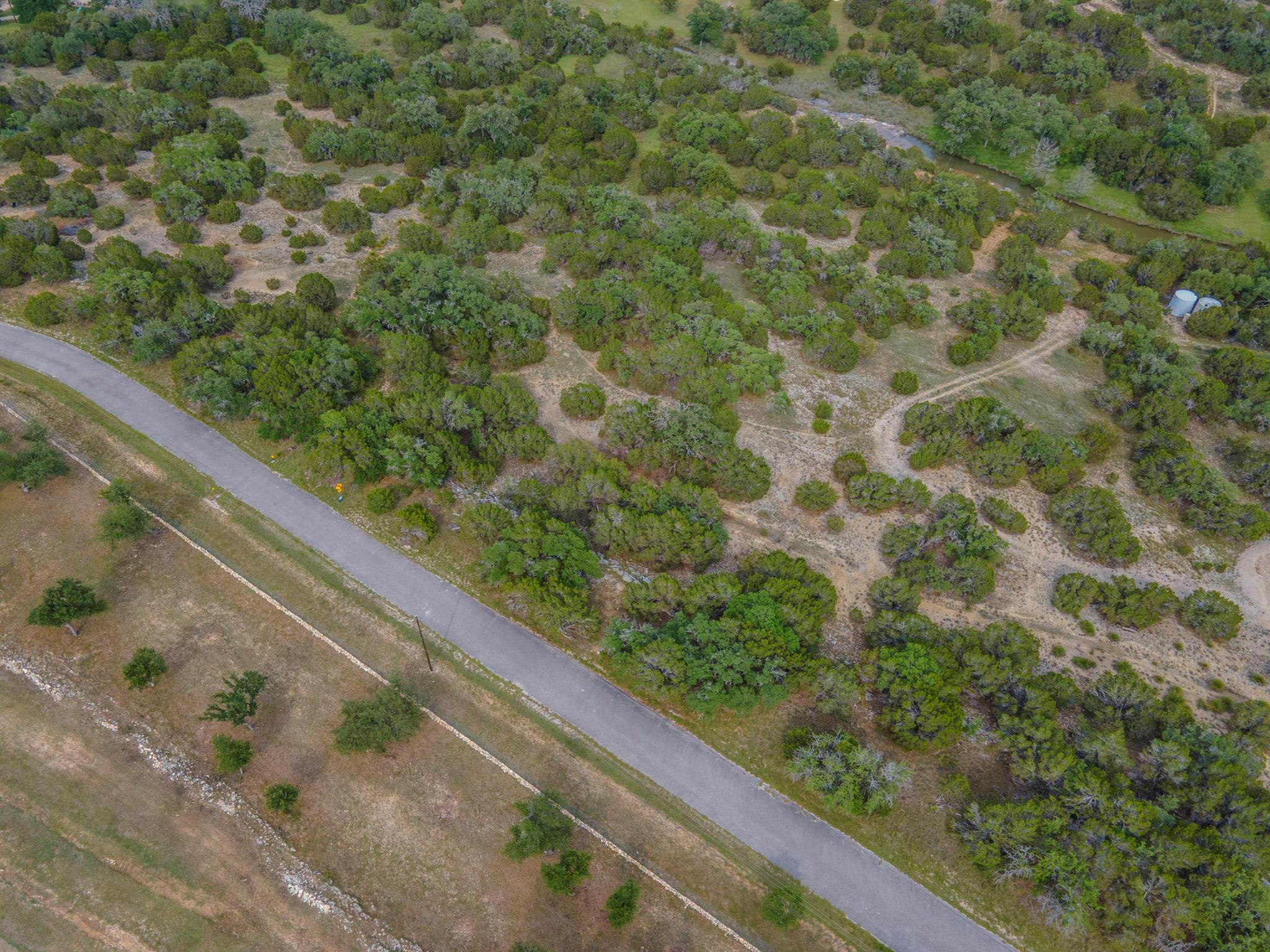 465 Lost Valley Rd Property Photo 4