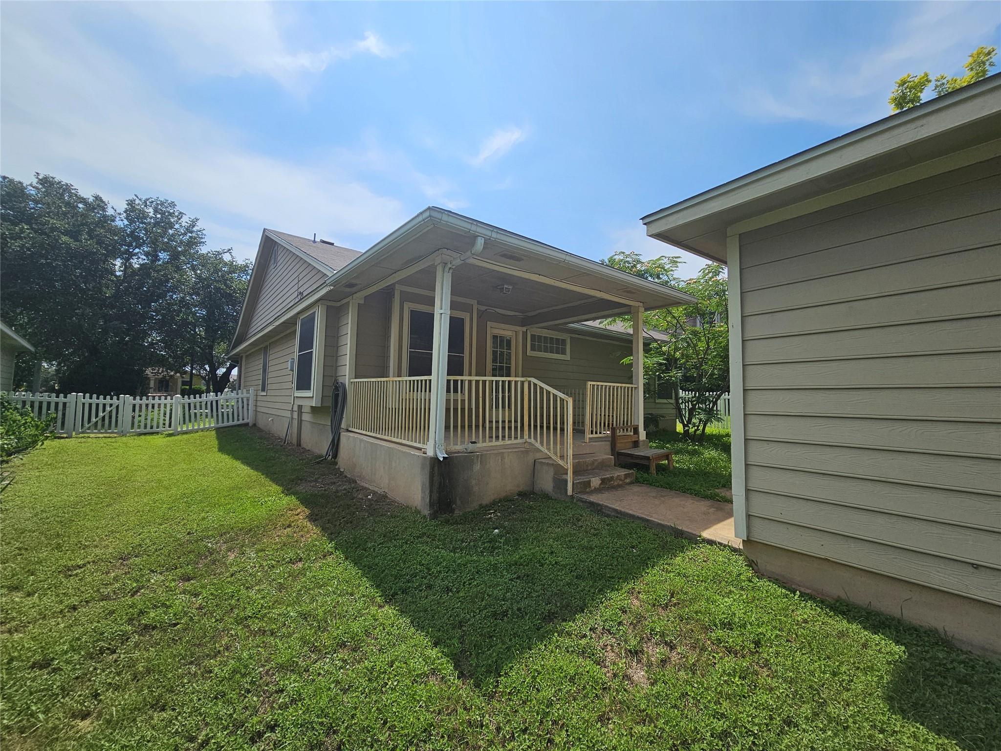 4211 Mather None Property Photo 3