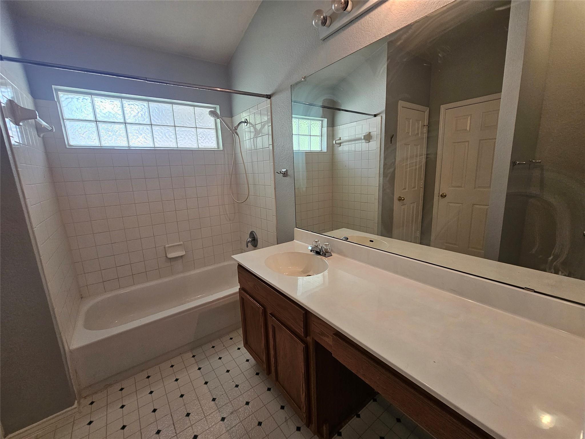 4211 Mather None Property Photo 18