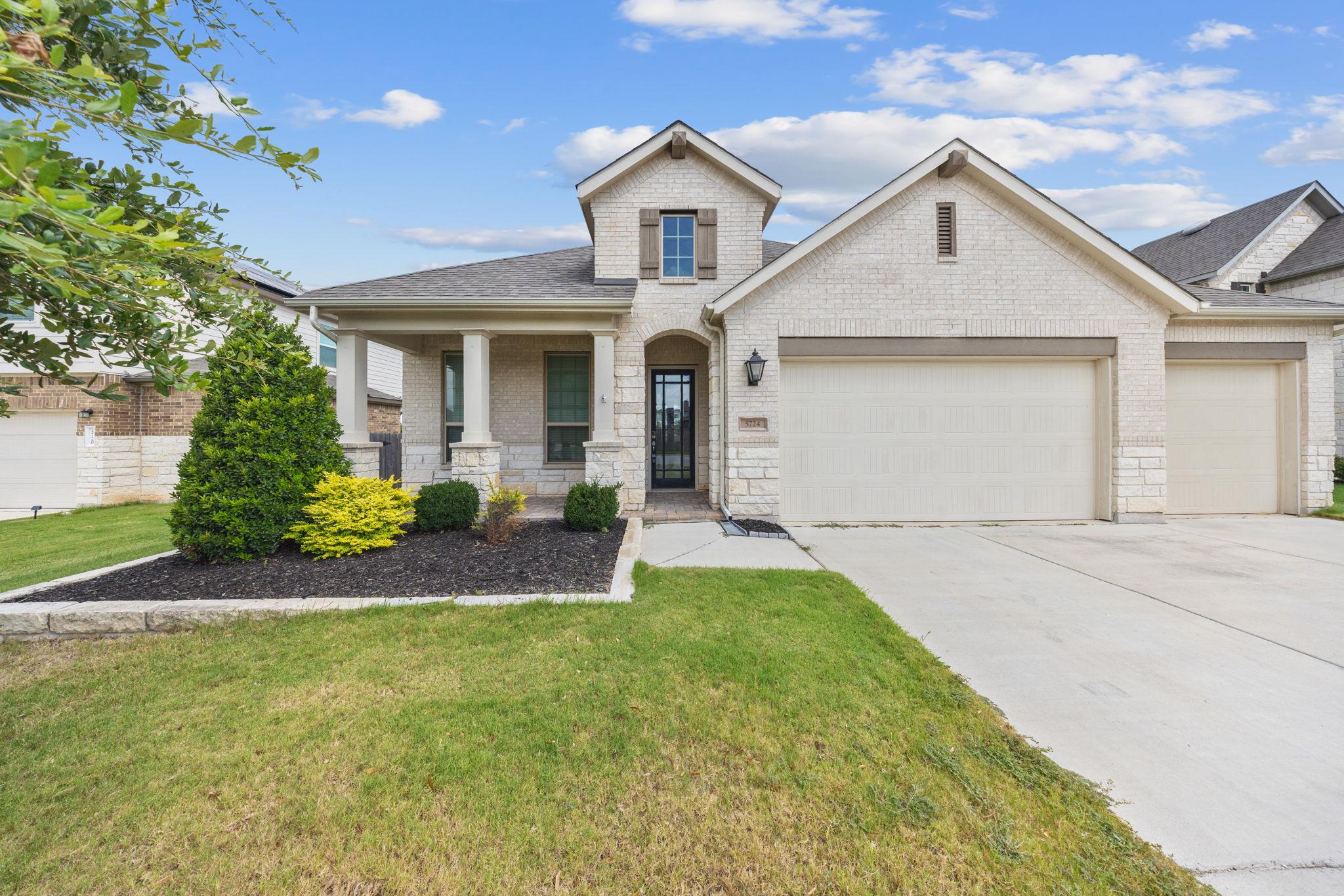 5724 Toscana Trce Property Photo 1