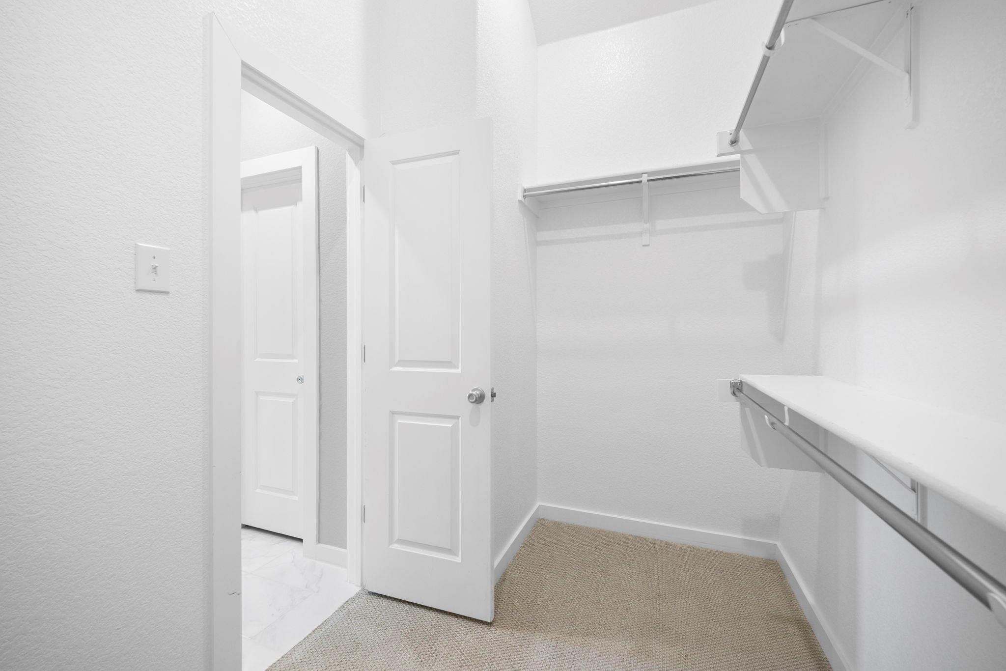 5724 Toscana Trce Property Photo 15