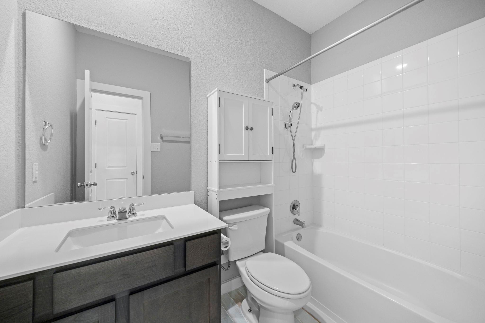 5724 Toscana Trce Property Photo 27