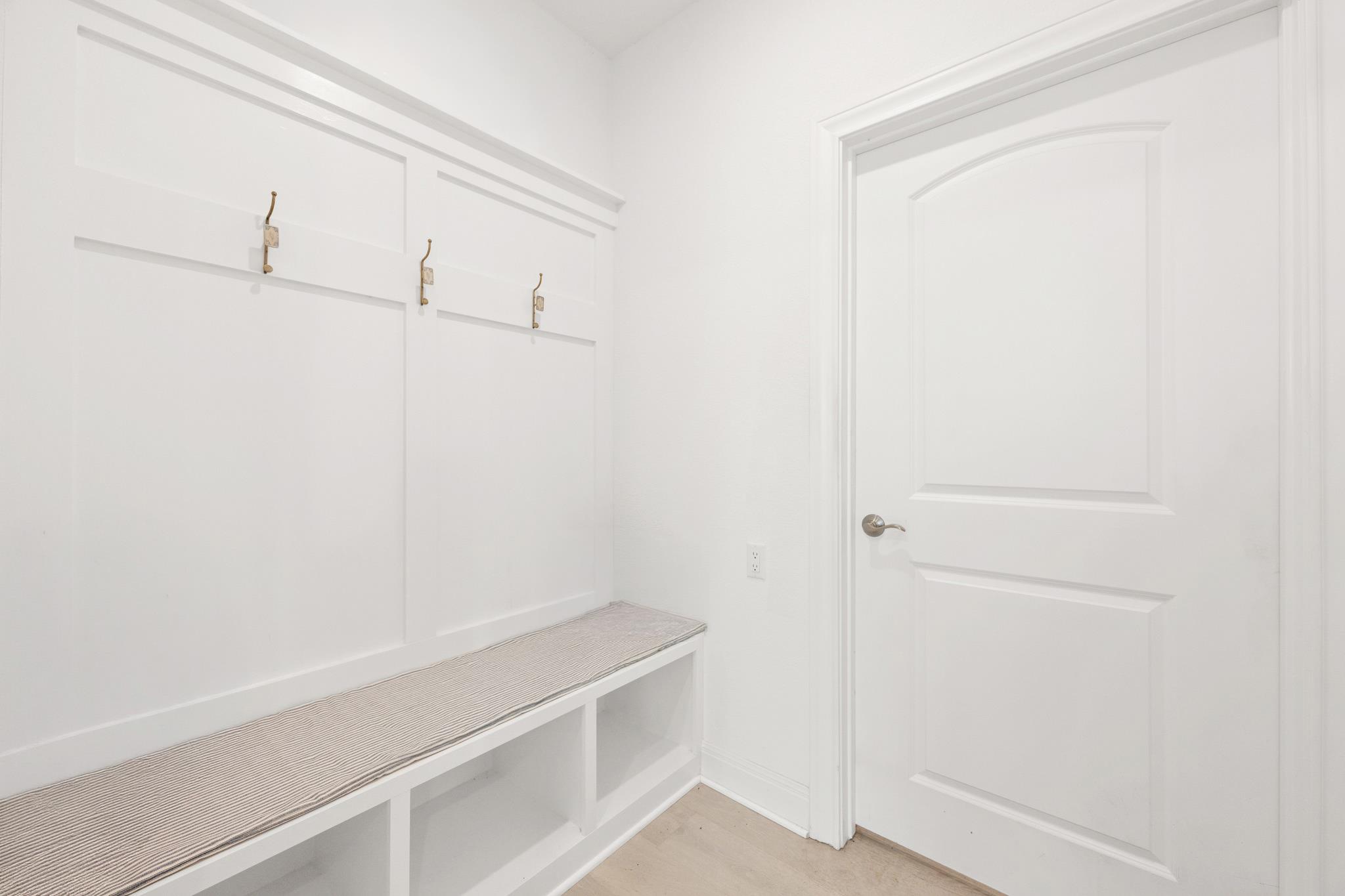 361 Barn Hill Loop Property Photo 16
