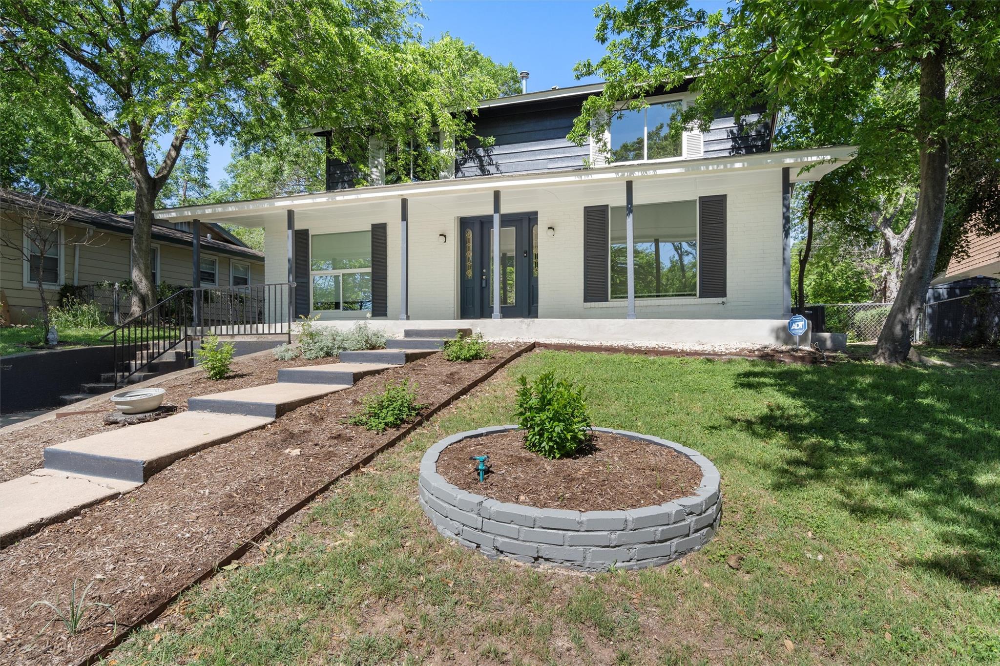 3400 Santa Fe Dr Property Photo