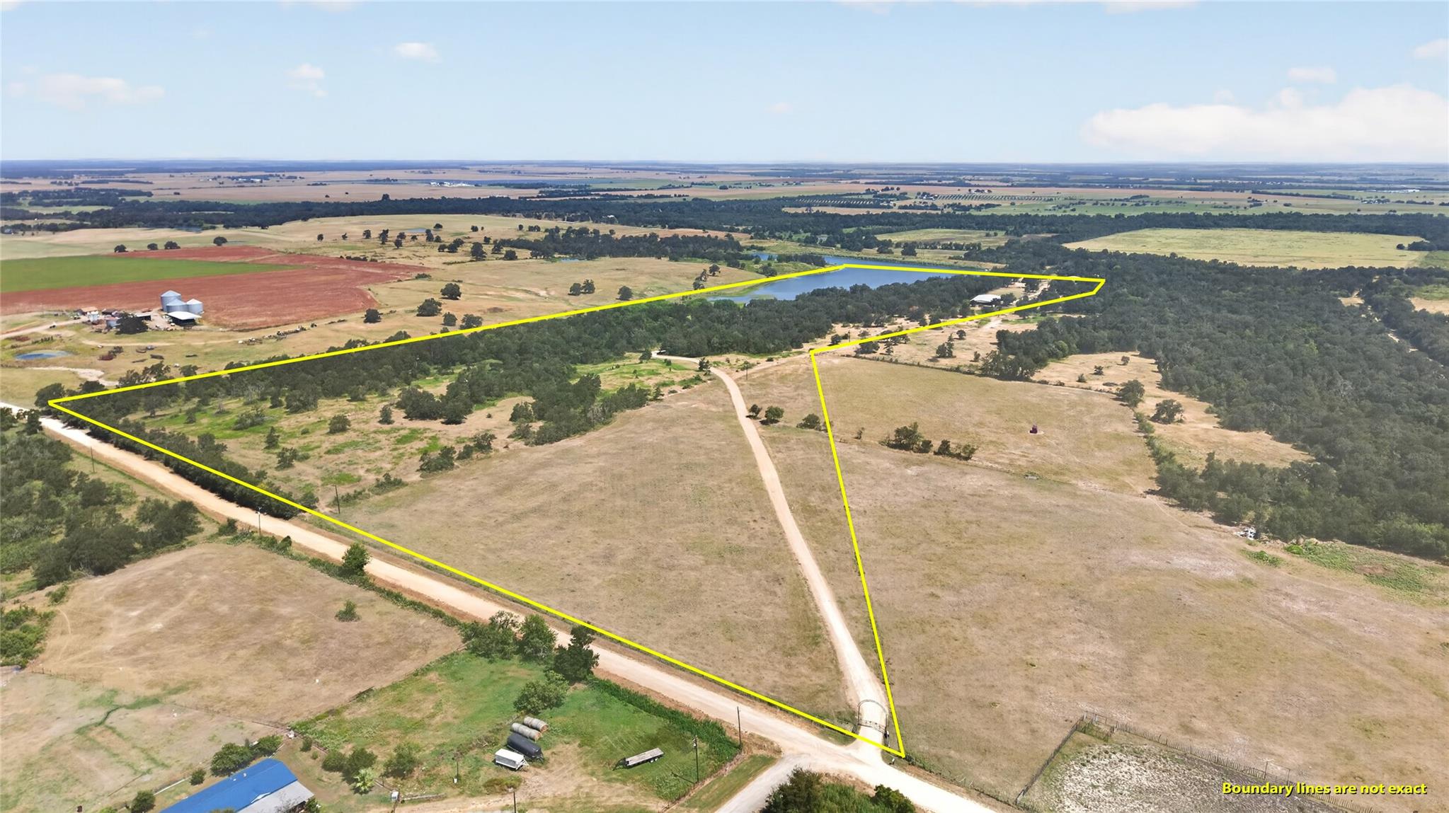 2274 County Road 203 Loop Property Photo 1