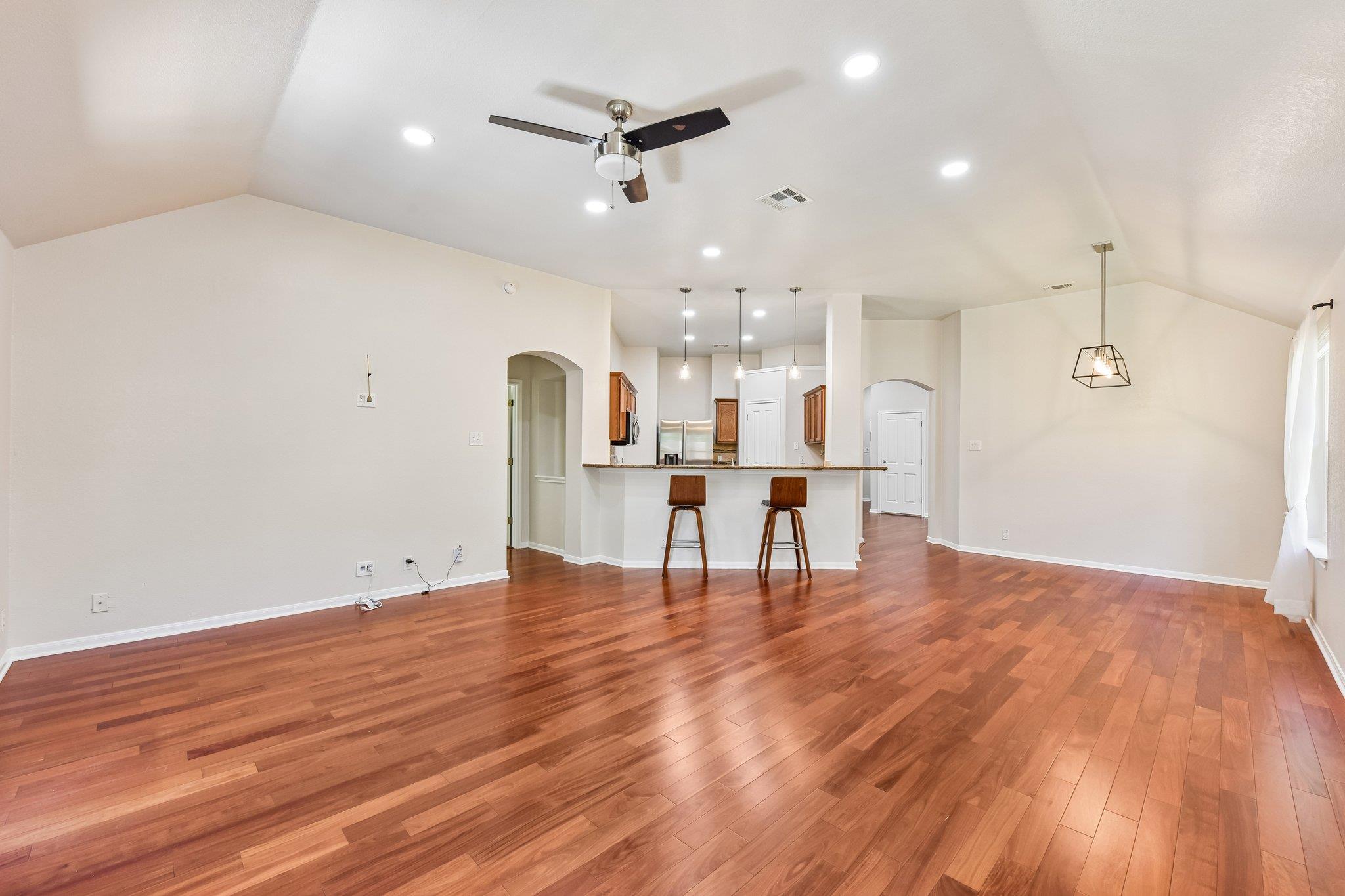 5958 Salcon Cliff Dr Property Photo 2