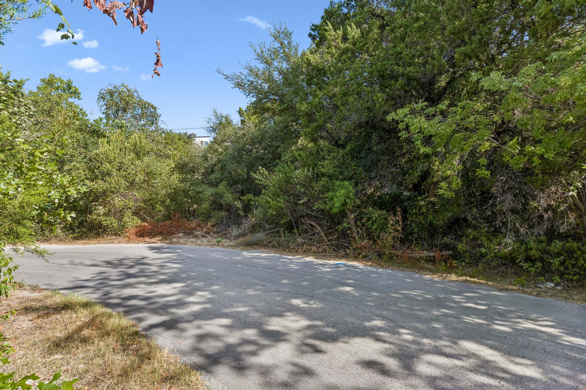 14710 Broken Bow Trl Property Photo 4