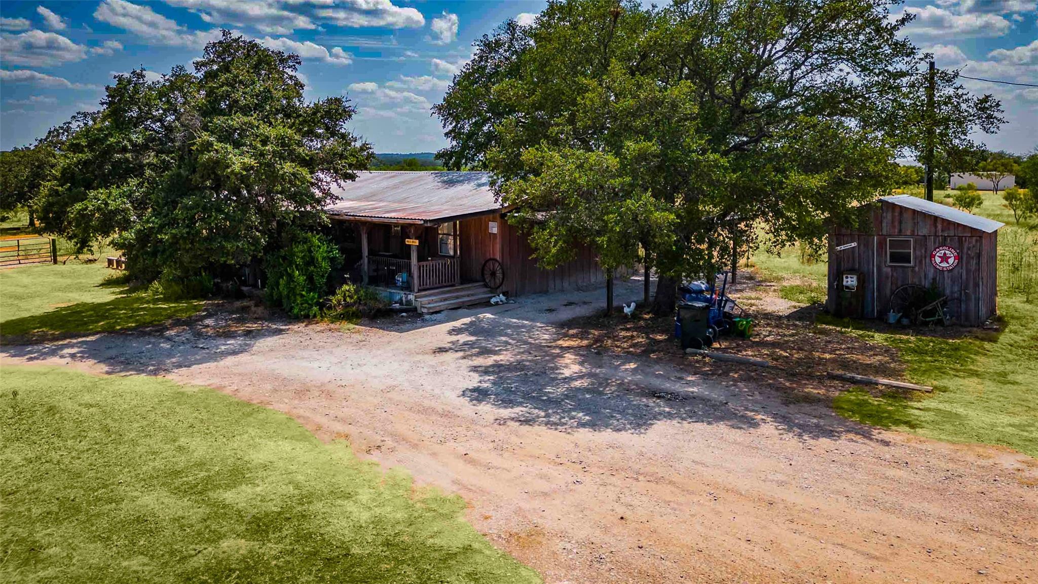 160 Glad Heart Trl Property Photo 5