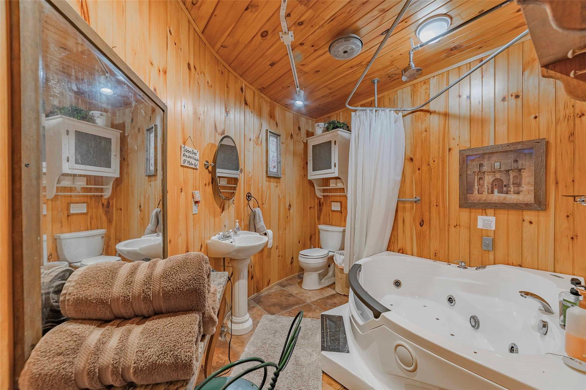 160 Glad Heart Trl Property Photo 10