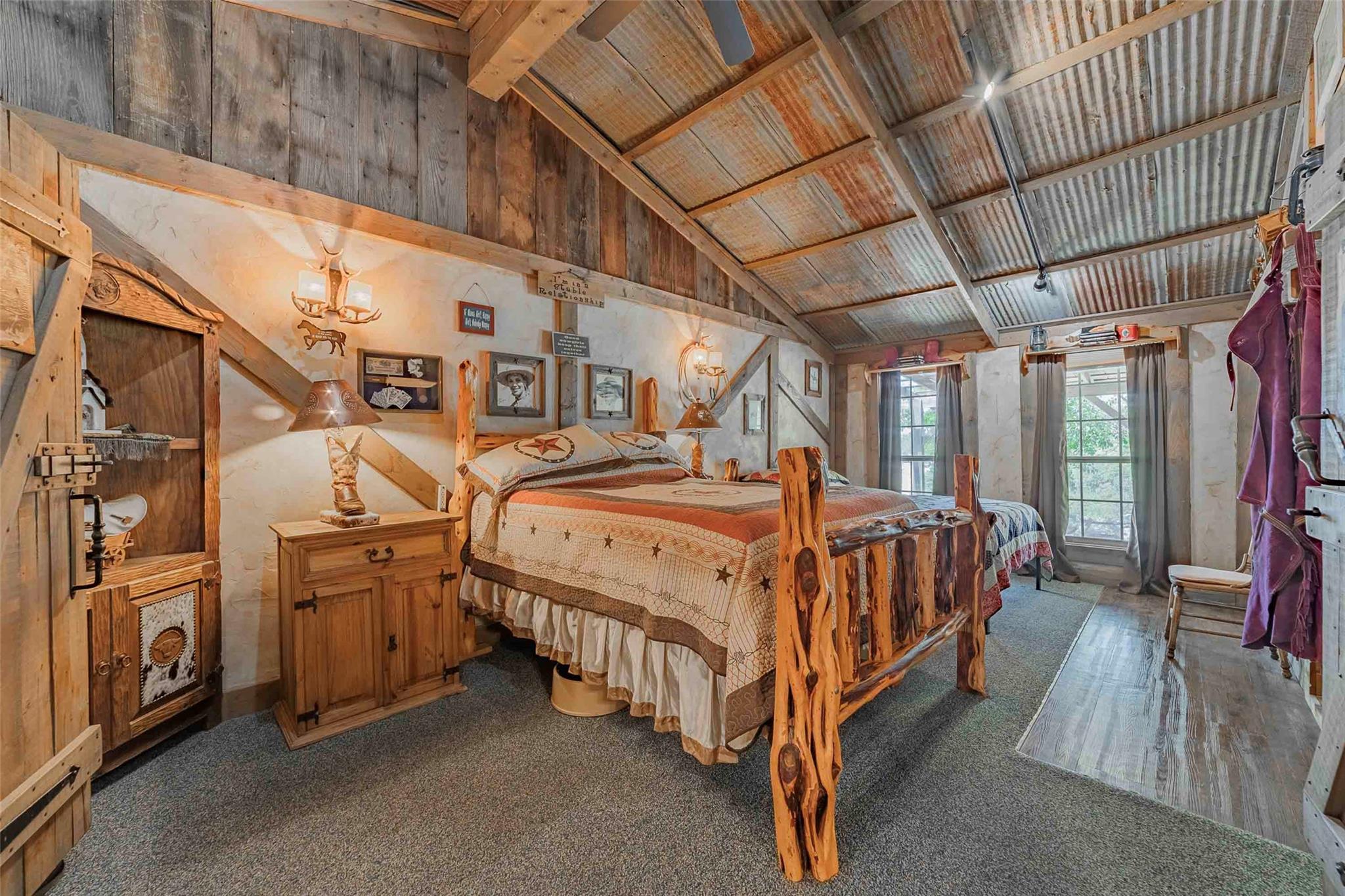 160 Glad Heart Trl Property Photo 13