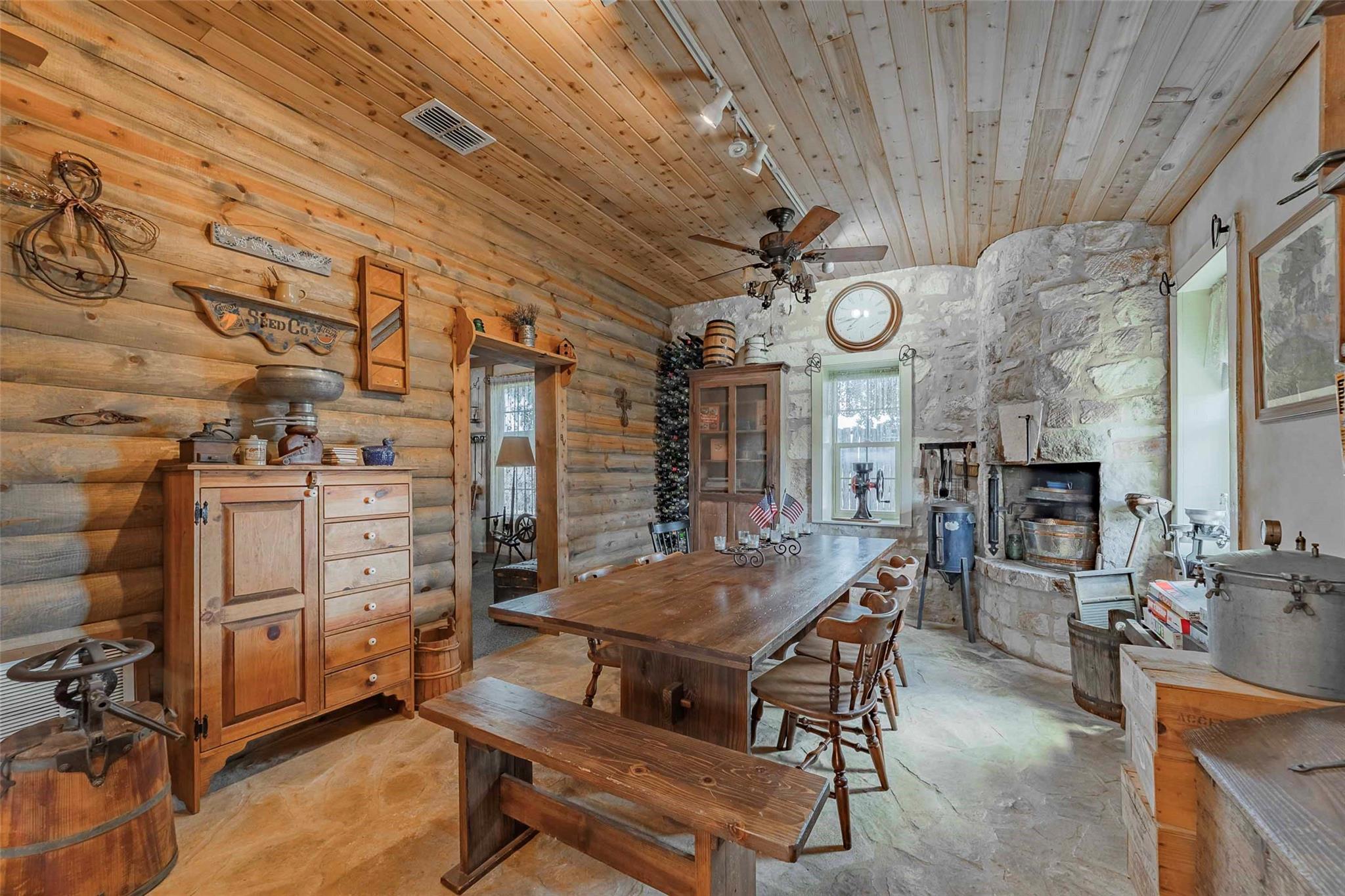 160 Glad Heart Trl Property Photo 20
