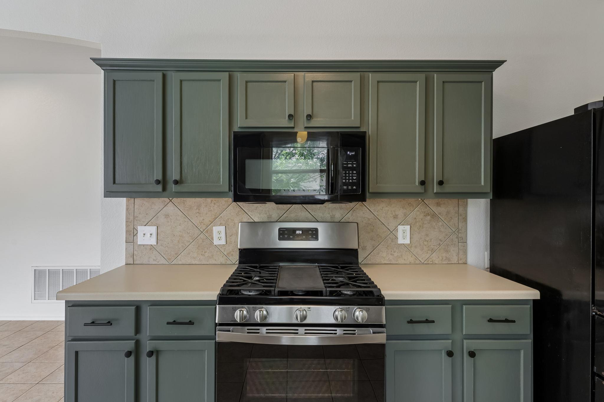4010 Louise Lee Dr Property Photo 10