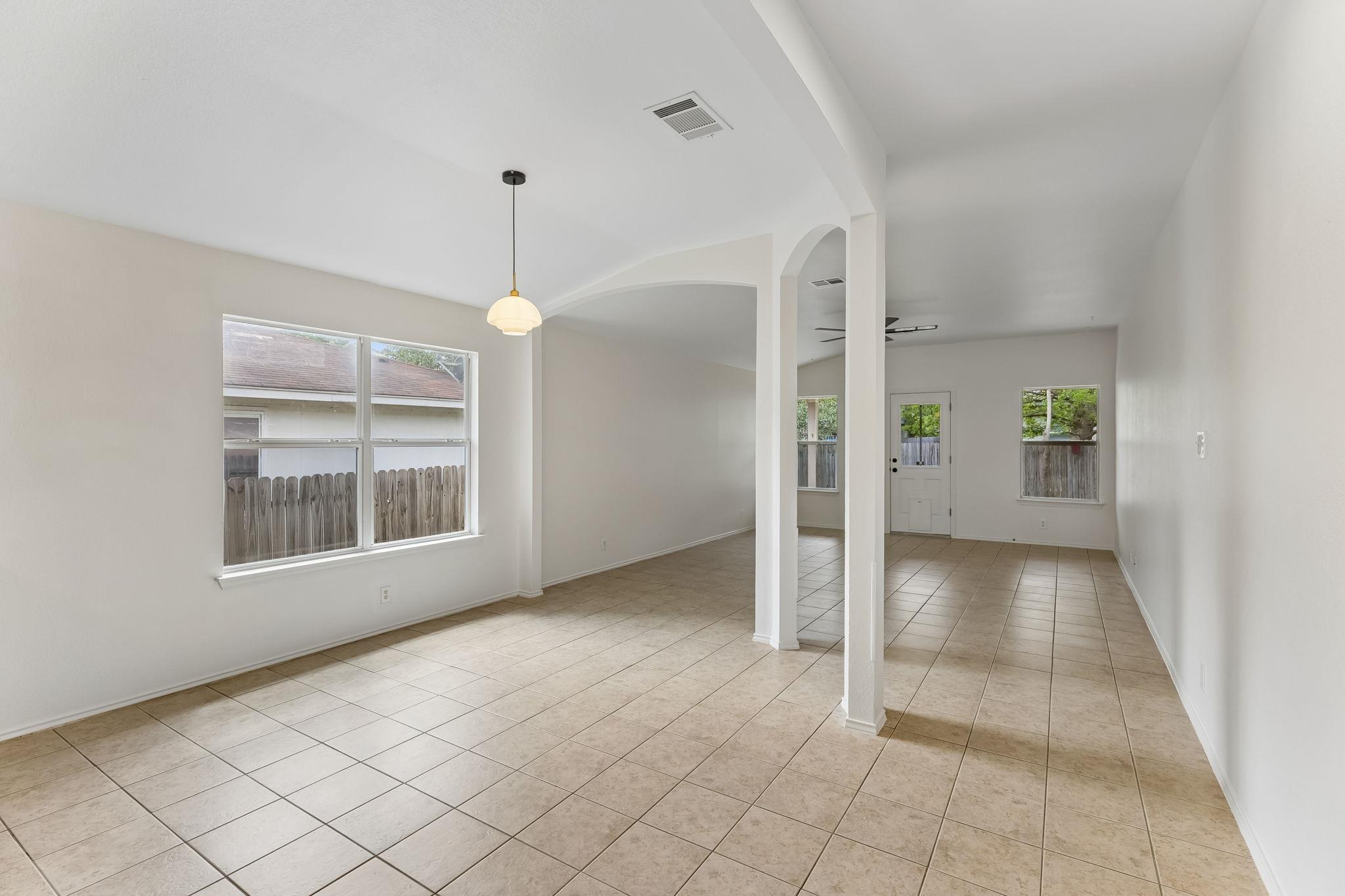 4010 Louise Lee Dr Property Photo 12