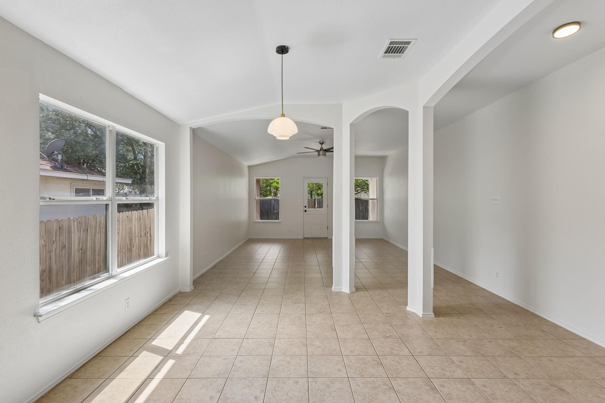 4010 Louise Lee Dr Property Photo 15