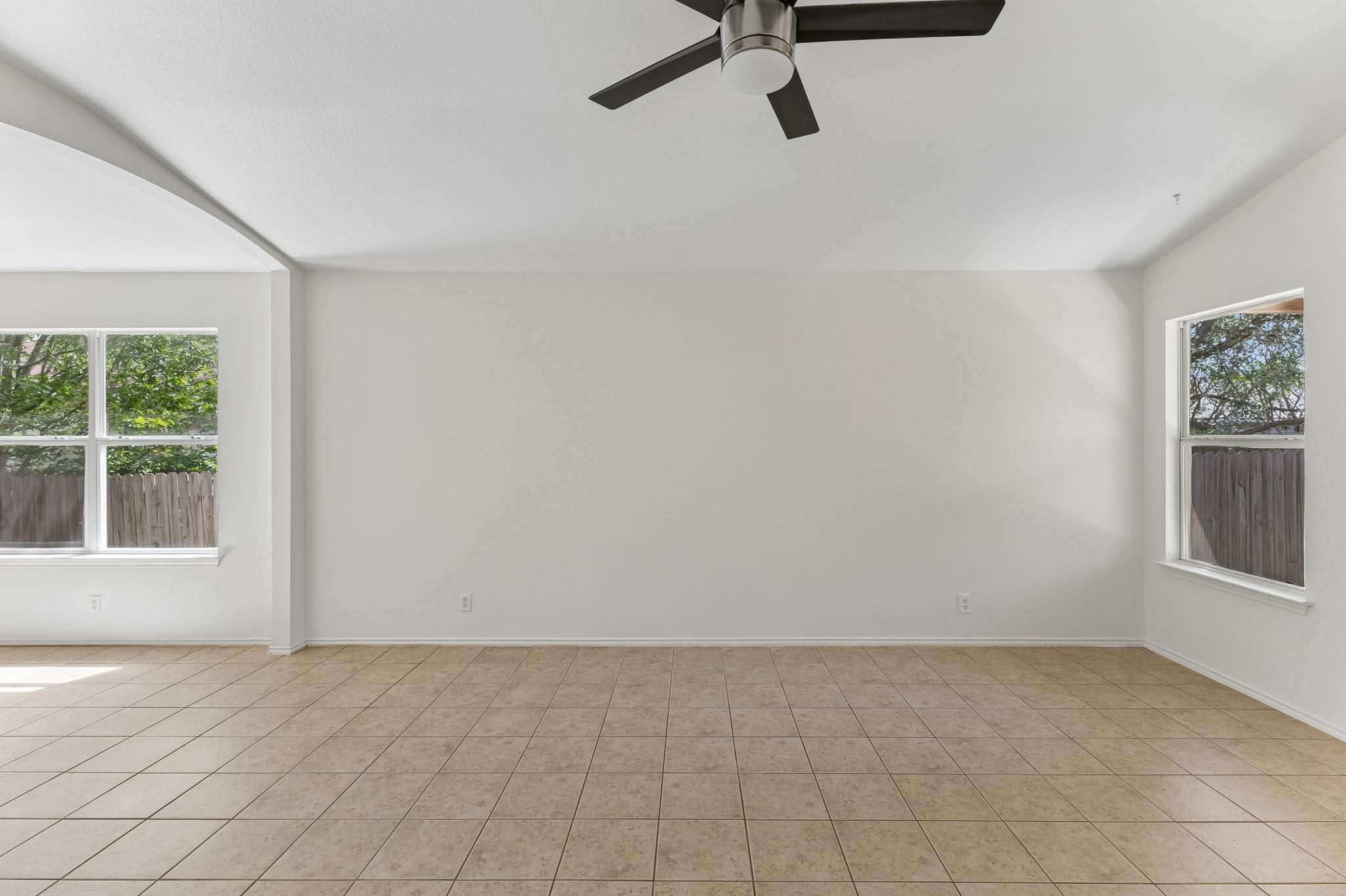 4010 Louise Lee Dr Property Photo 16