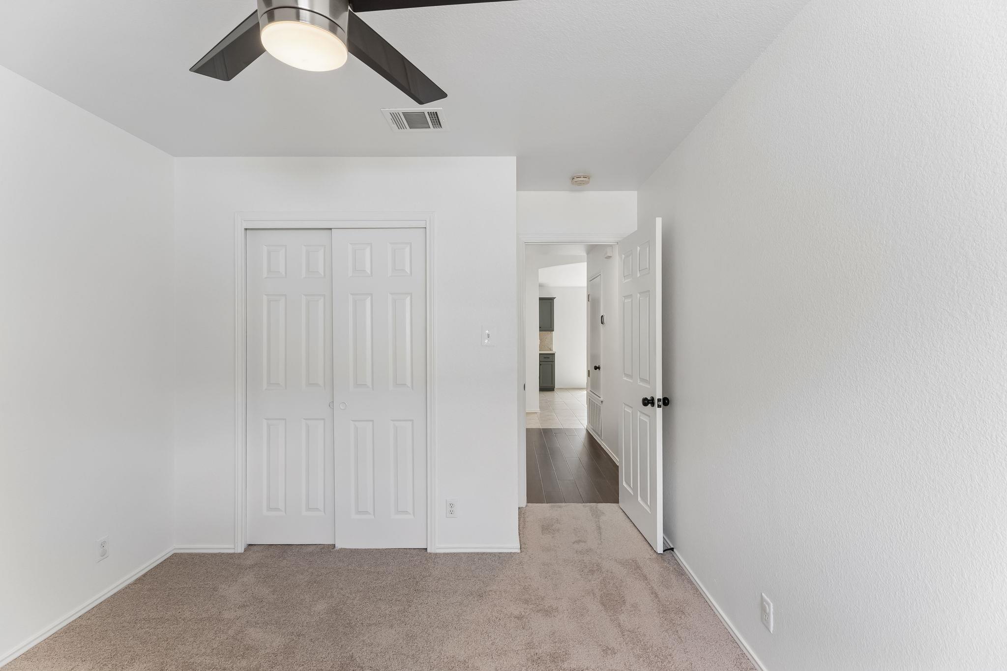 4010 Louise Lee Dr Property Photo 19