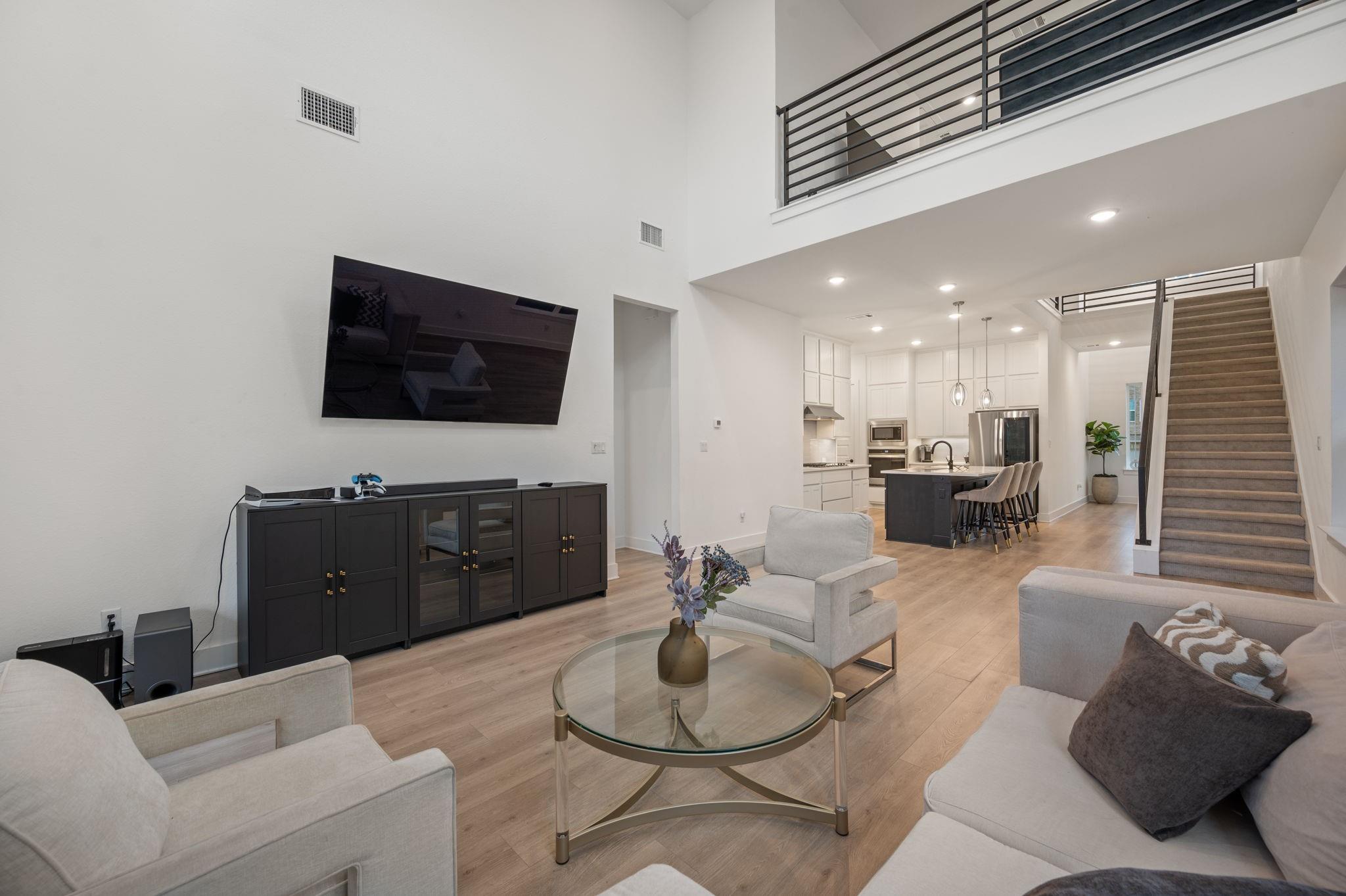 1329 Kneehigh Ln Property Photo 13