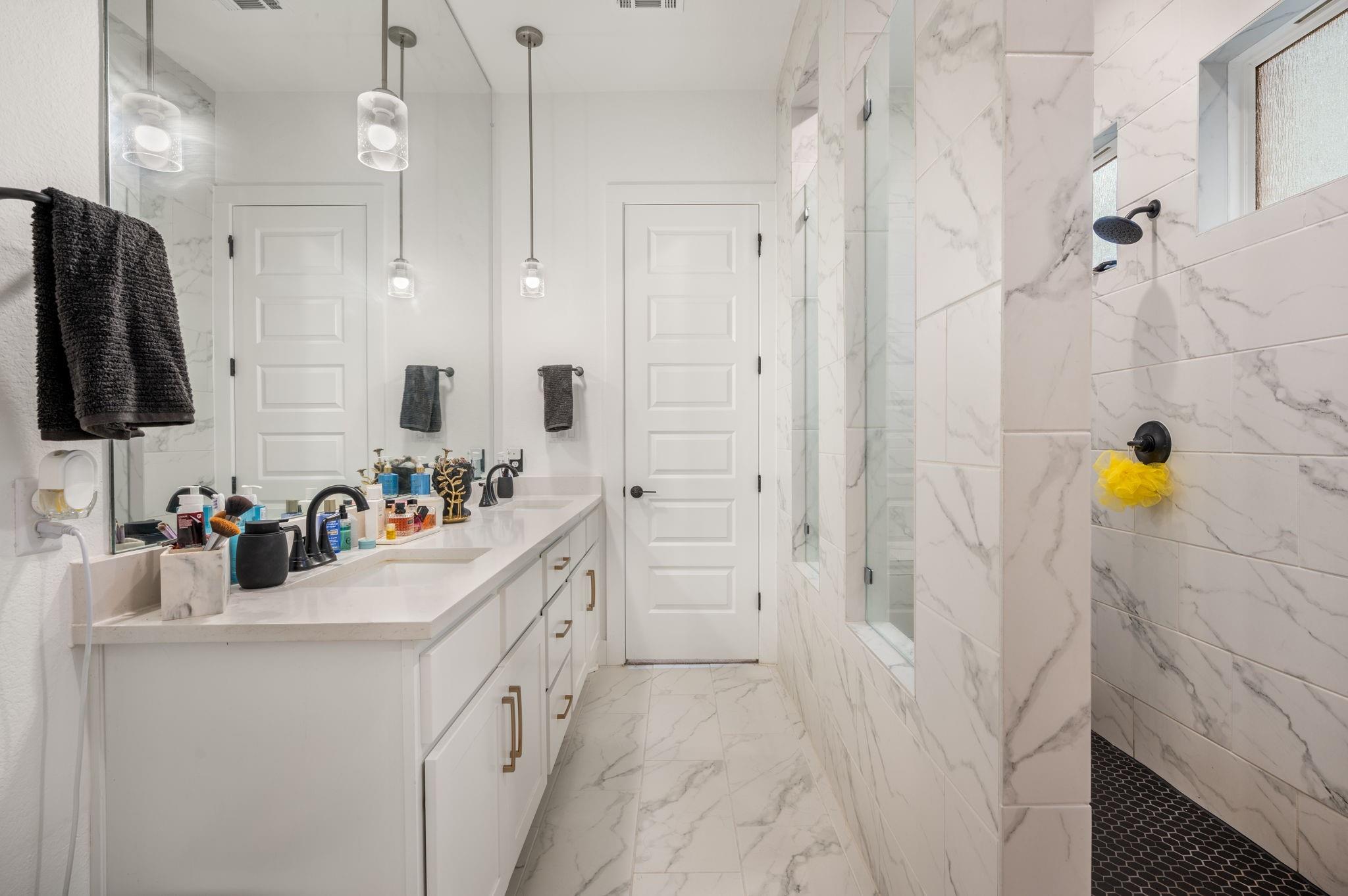 1329 Kneehigh Ln Property Photo 19