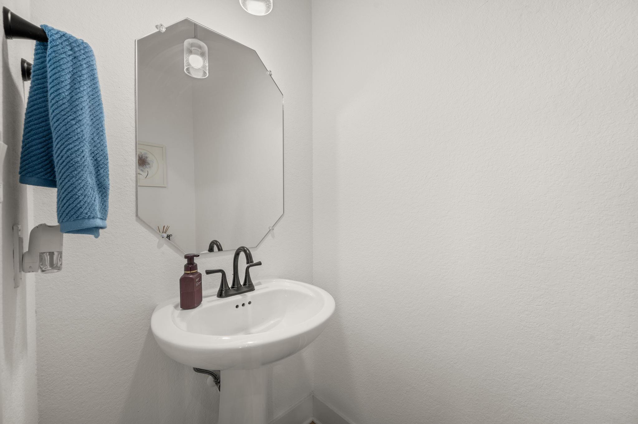 1329 Kneehigh Ln Property Photo 23