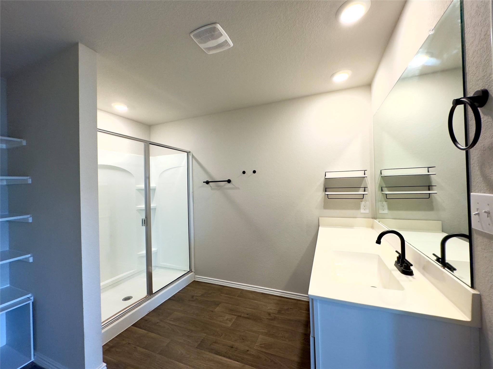 5813 Xene Dr Property Photo 12