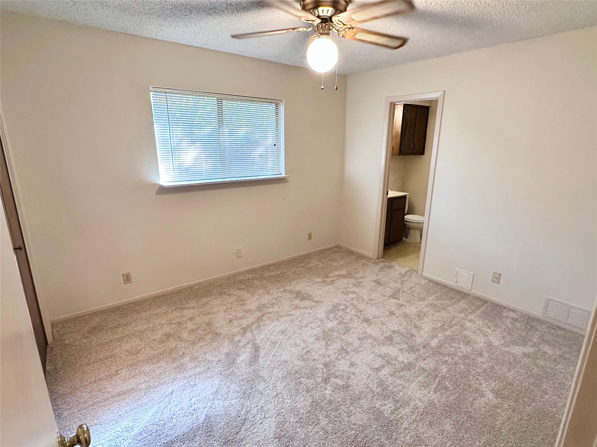 5619 Clay Ave #b Property Photo 6
