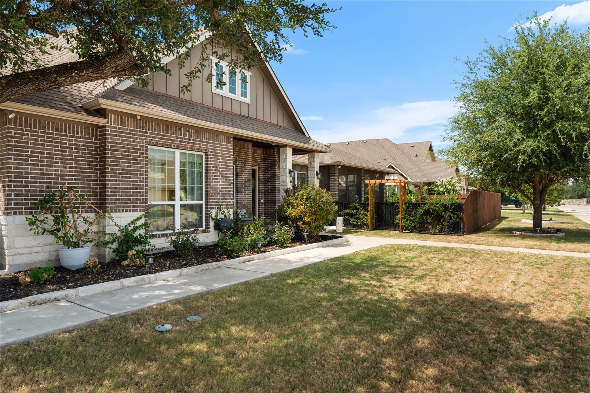 1400 Horizon View Dr Property Photo 2