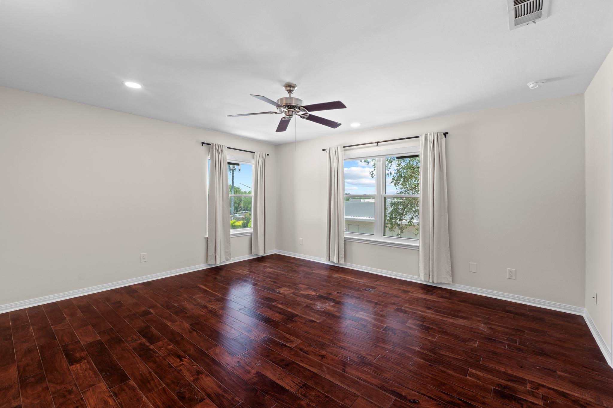 3966 Far West Blvd Property Photo 24