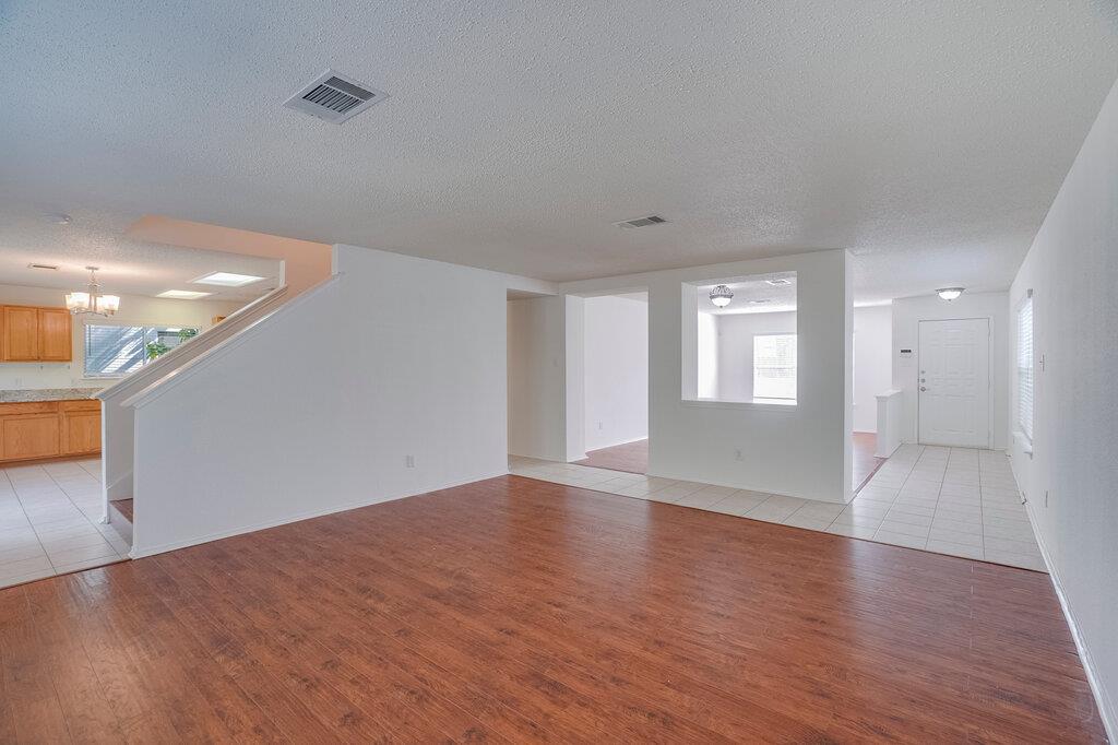 2602 Stapleford Dr Property Photo 5