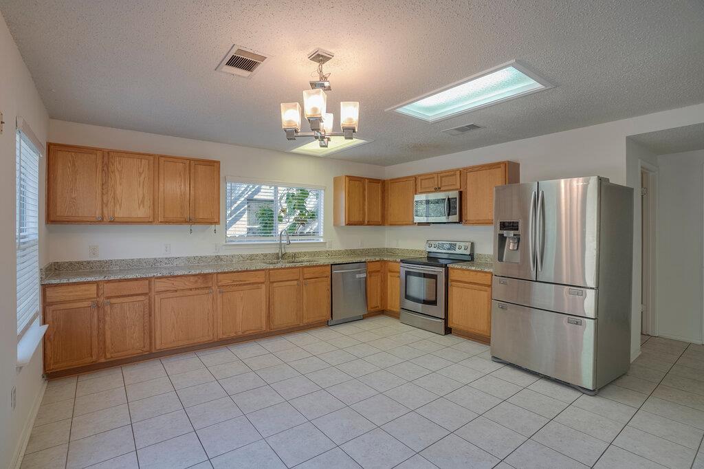 2602 Stapleford Dr Property Photo 6