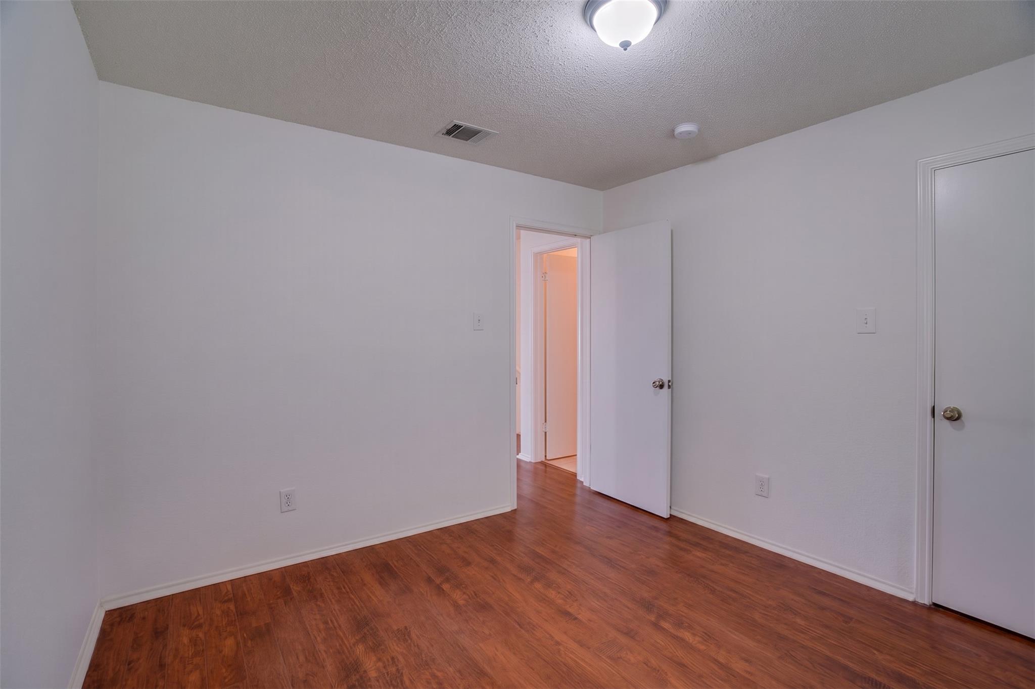 2602 Stapleford Dr Property Photo 10