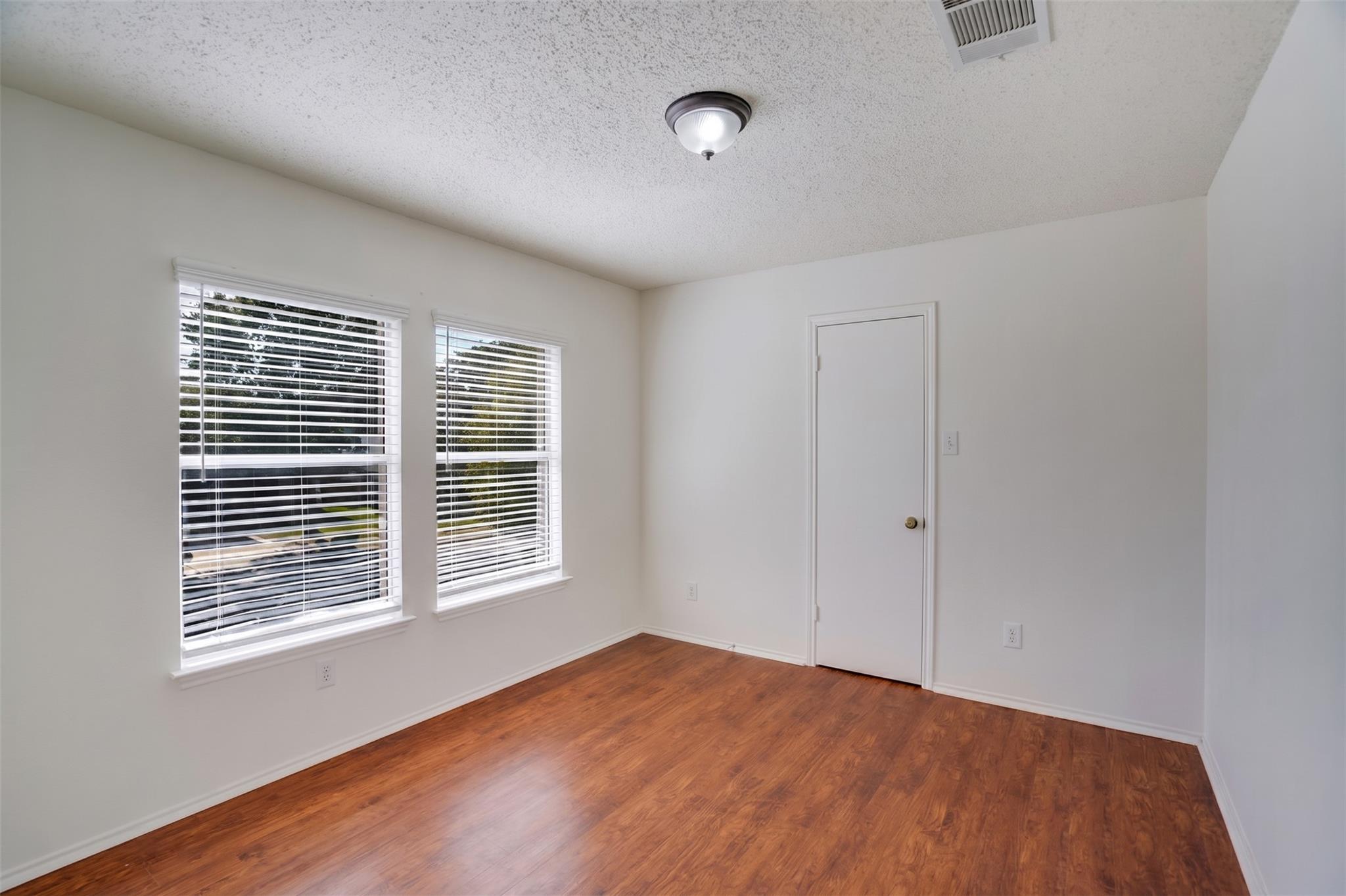 2602 Stapleford Dr Property Photo 12