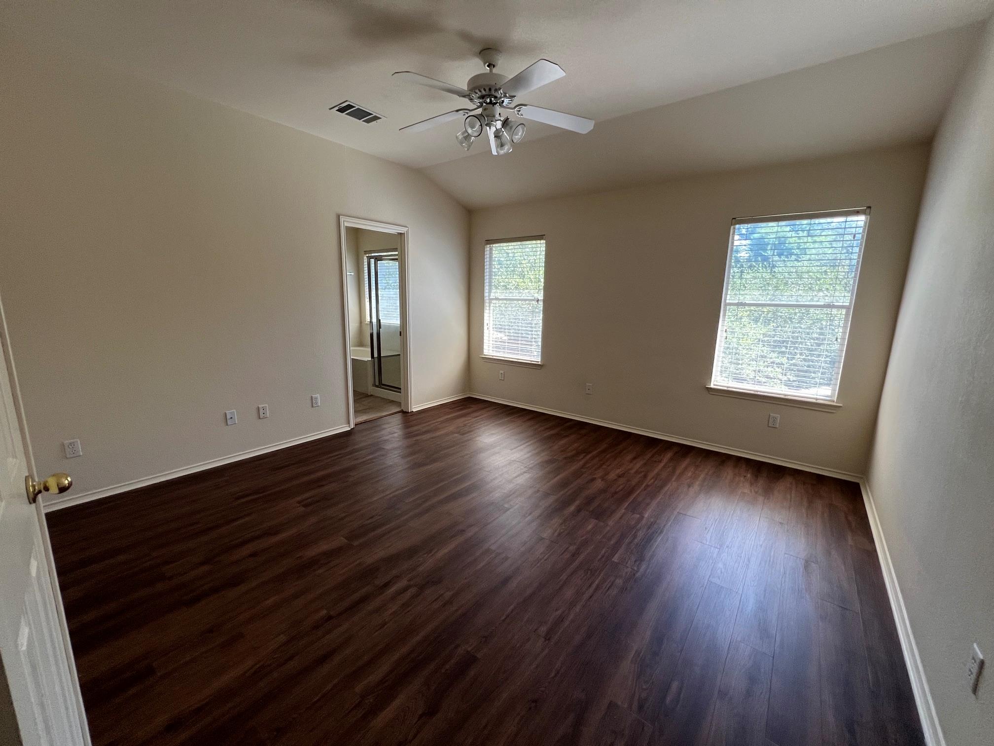 8326 Alvin High Ln Property Photo 8