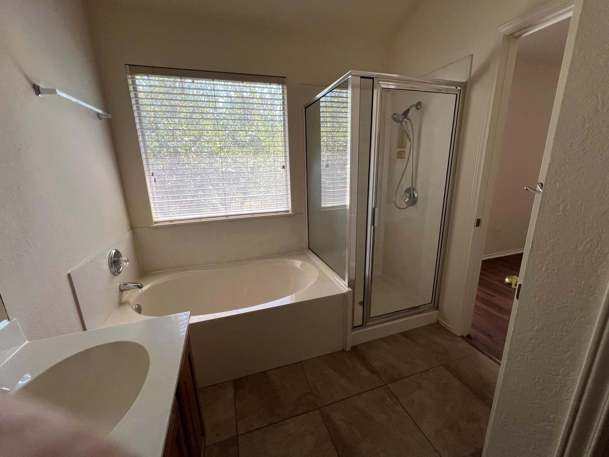 8326 Alvin High Ln Property Photo 10