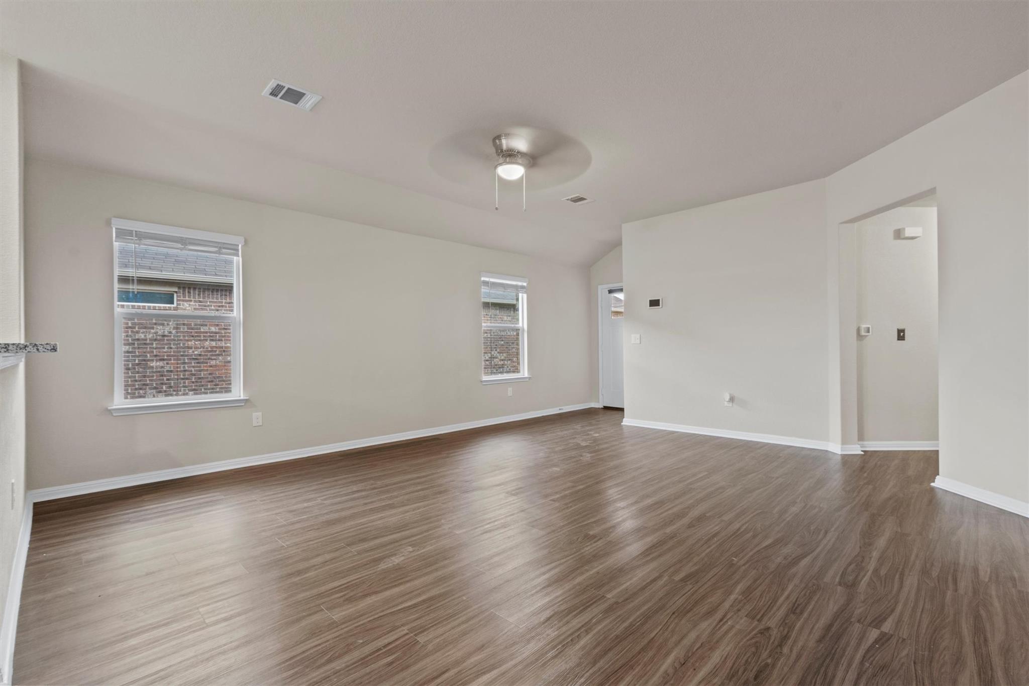 433 Dubina Ave Property Photo 4