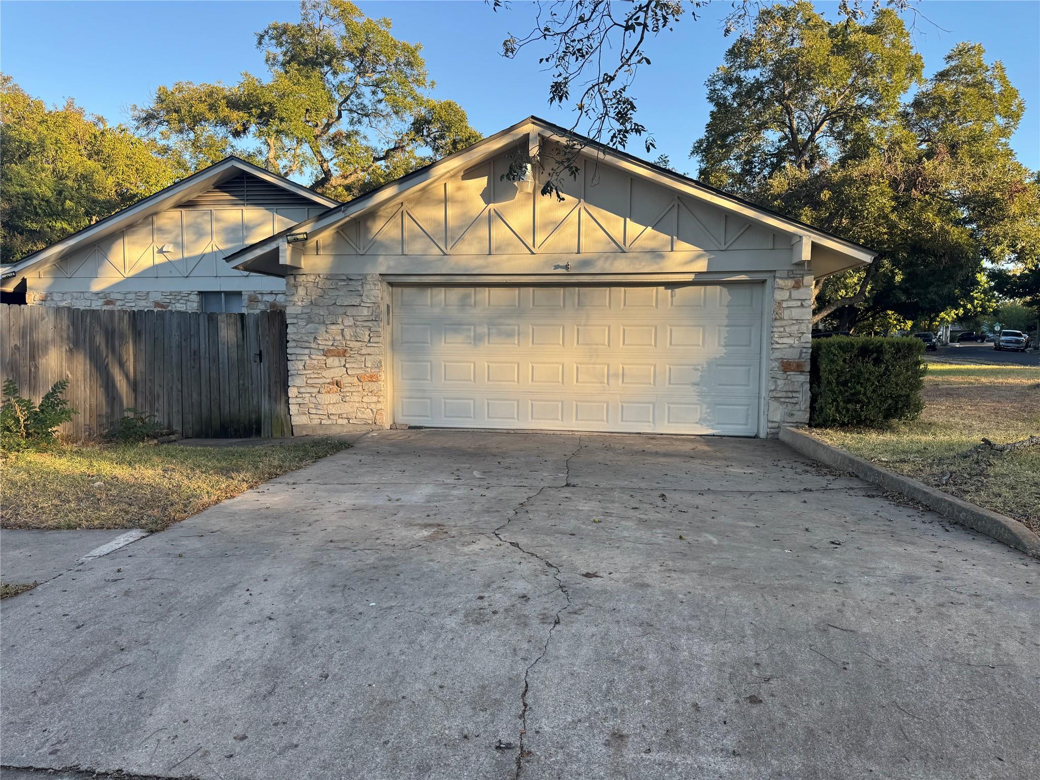 12325 Double Tree Ln Property Photo 1