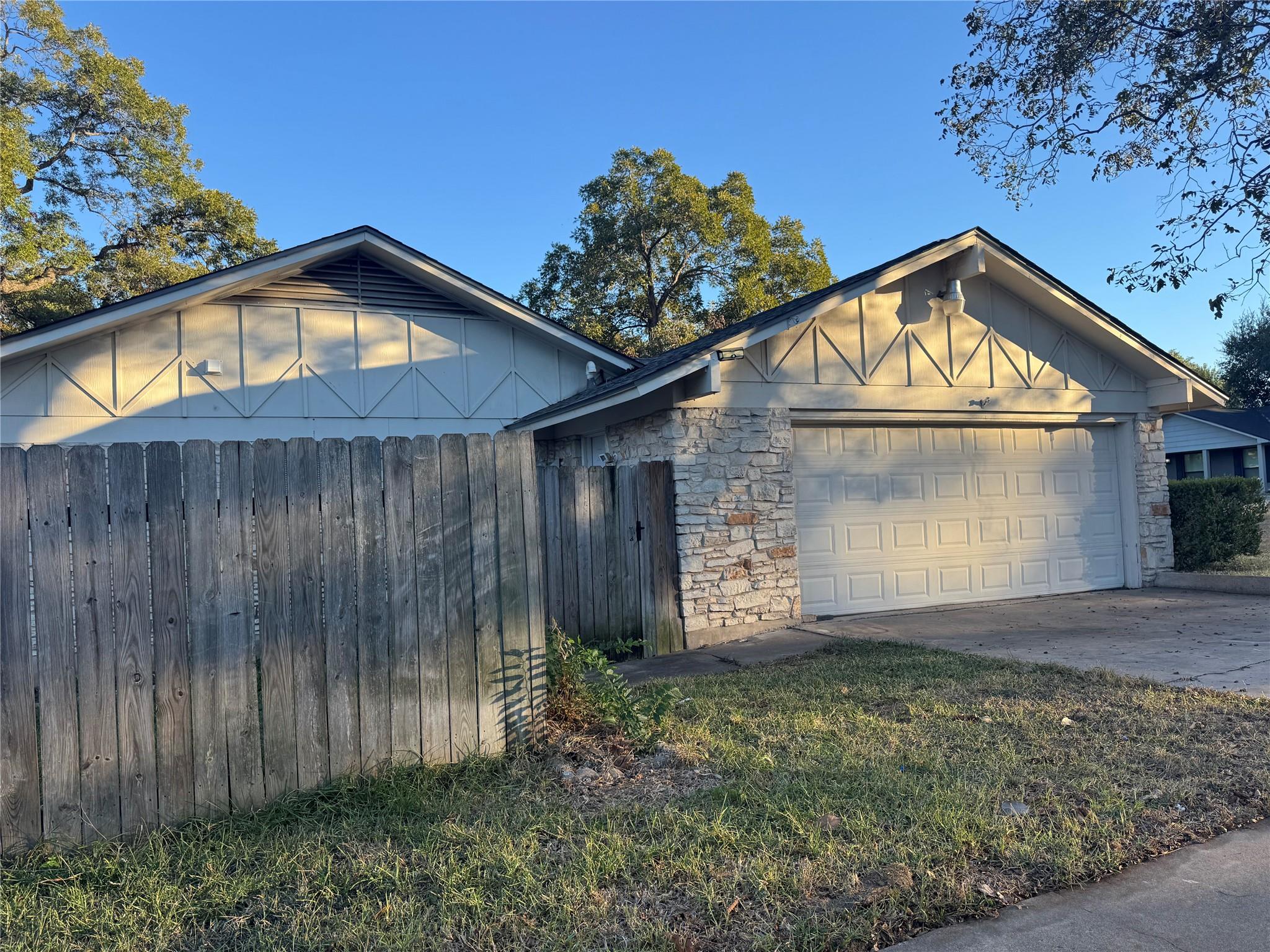 12325 Double Tree Ln Property Photo 28