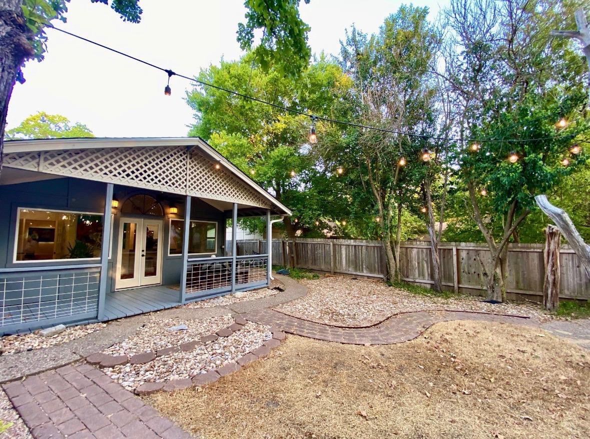 7302 Shadywood Dr Property Photo 20