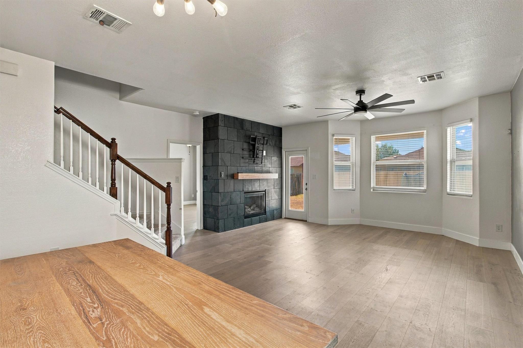 231 Fletcher Bnd Property Photo 6