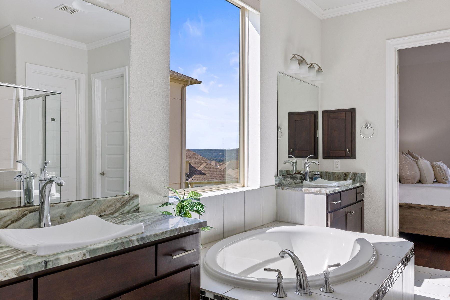 2301 Fossetta Vw Property Photo 19