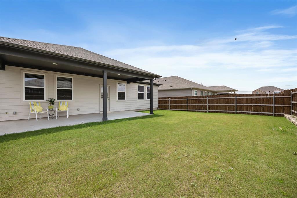 107 Gracie Way Property Photo 12